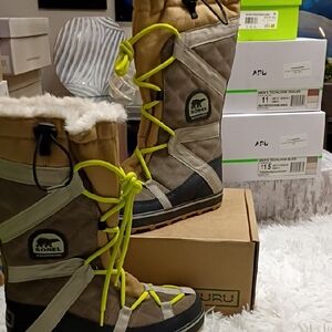 Sorel waterproof Women's Sz 8.5 Boots New 🆕🥾